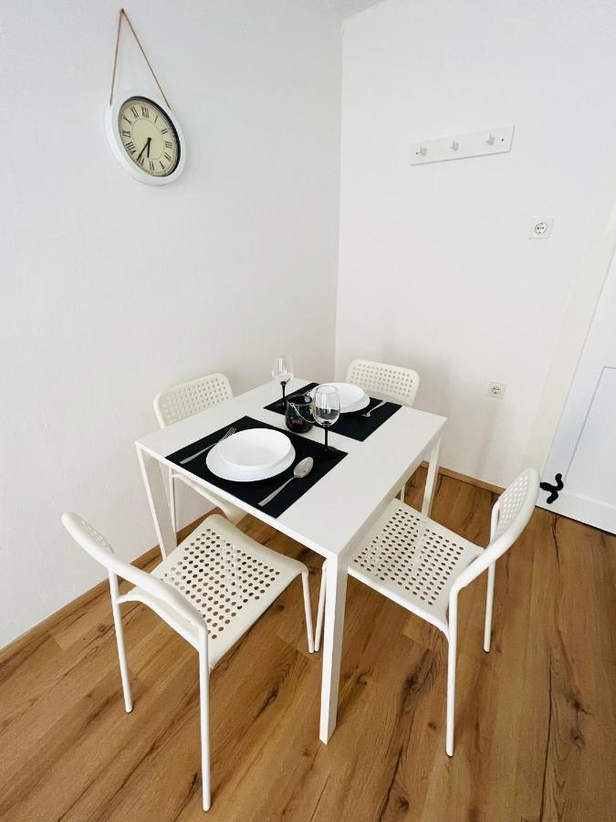 Sml Apartments 1 Izola Εξωτερικό φωτογραφία