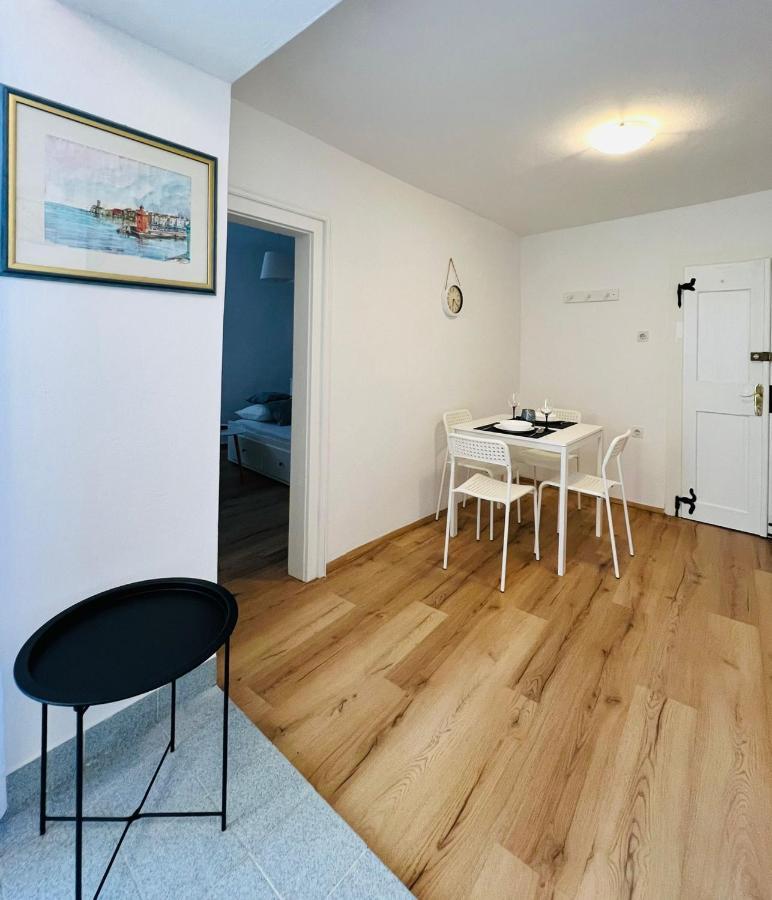 Sml Apartments 1 Izola Εξωτερικό φωτογραφία