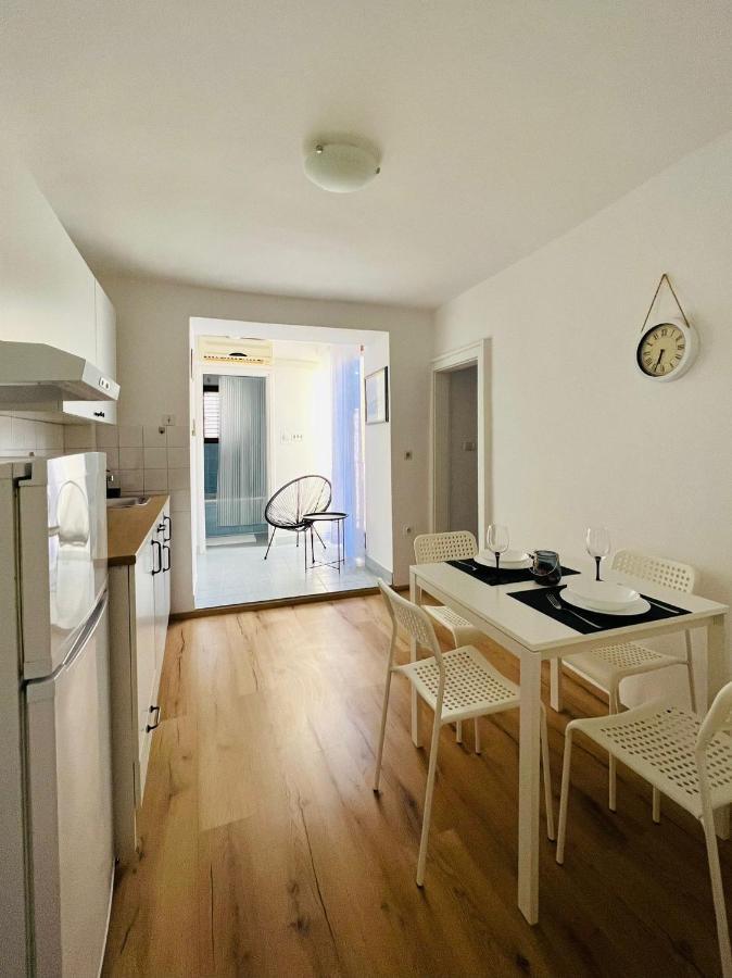 Sml Apartments 1 Izola Εξωτερικό φωτογραφία